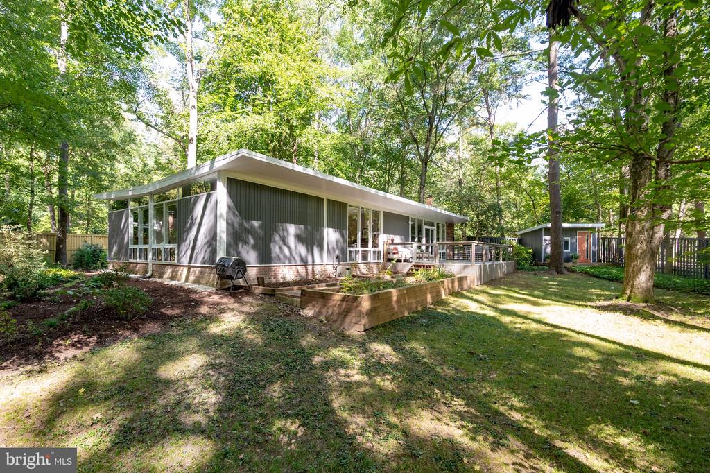 7508 RANGE ROAD
