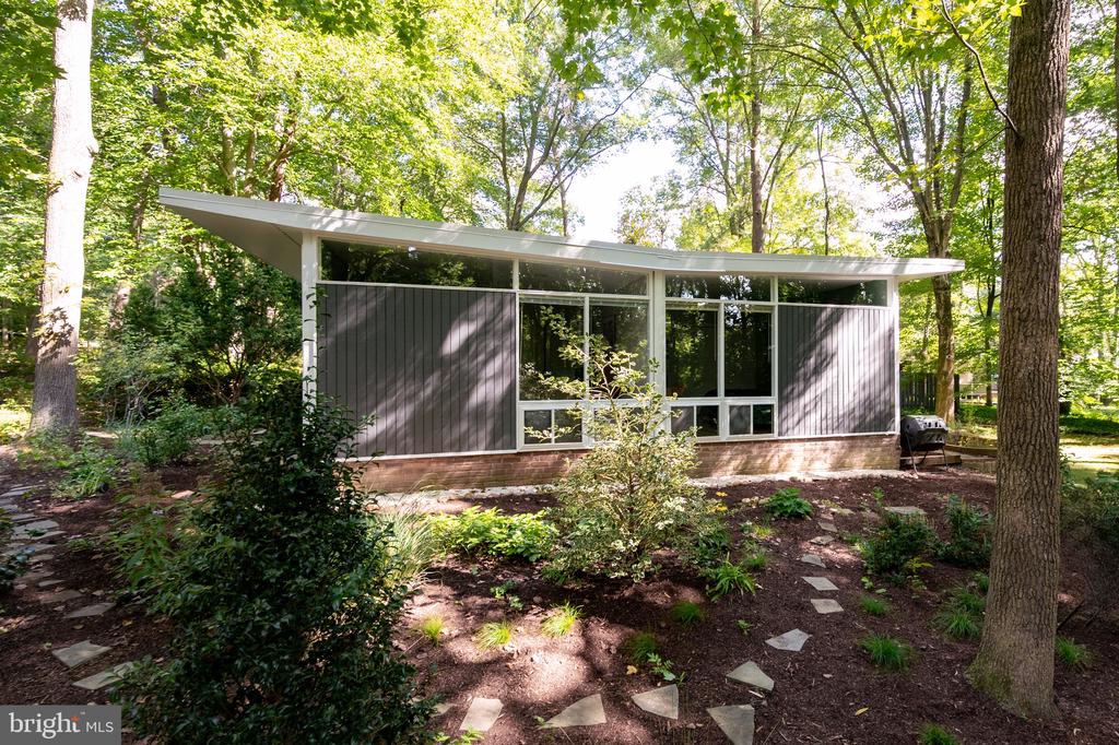 7508 RANGE ROAD