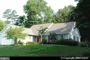 10900 CLARA BARTON COURT