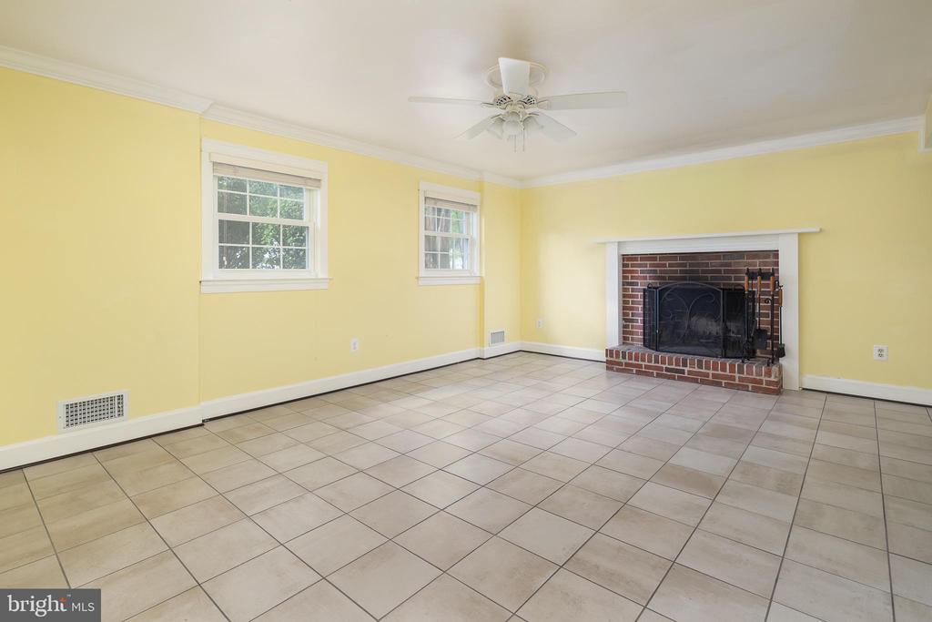3017 BATTERSEA LANE
