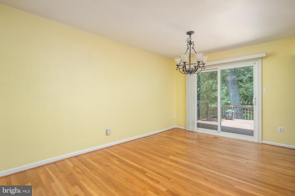 3017 BATTERSEA LANE