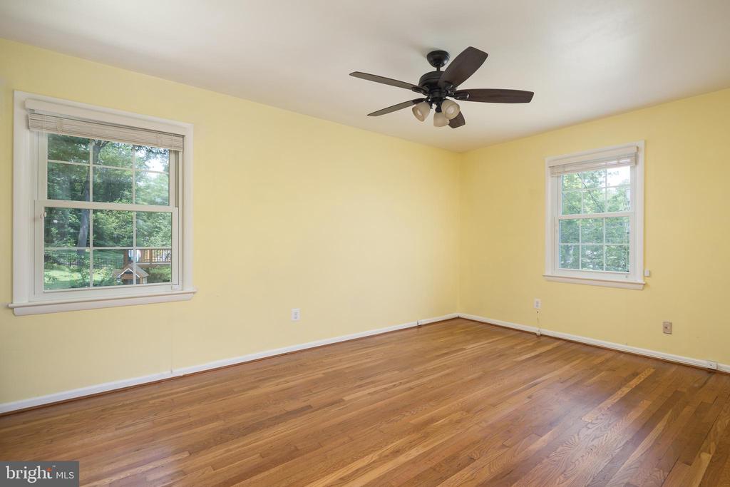 3017 BATTERSEA LANE