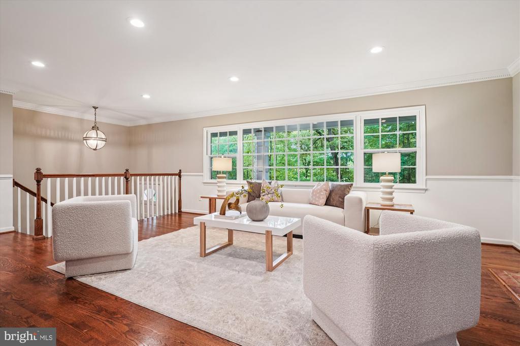 1616 SHERWOOD HALL LANE