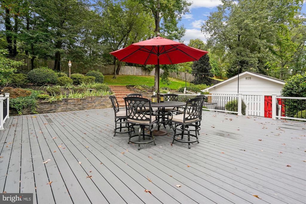 1616 SHERWOOD HALL LANE