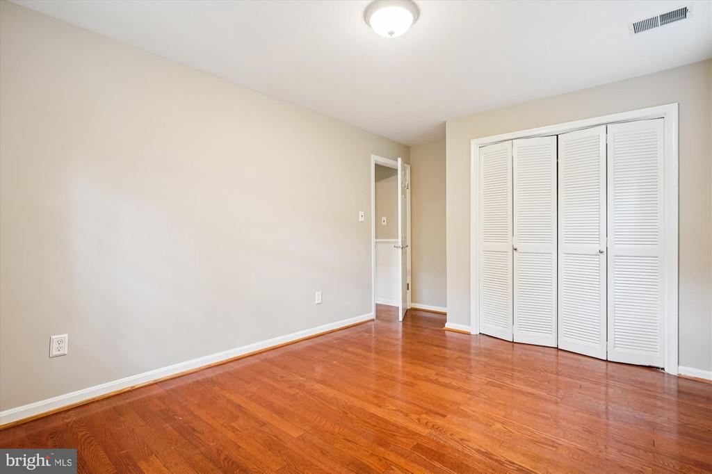 1616 SHERWOOD HALL LANE
