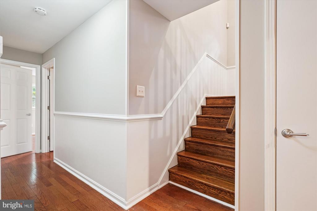 1616 SHERWOOD HALL LANE
