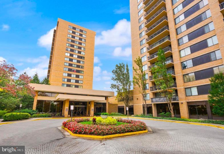 3713 S GEORGE MASON DRIVE 716