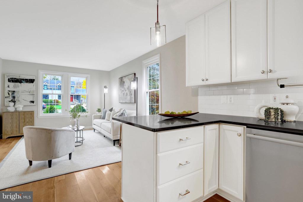 6402 POTOMAC AVENUE