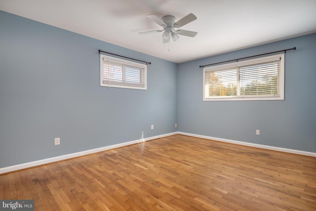 4102 ADRIENNE DRIVE