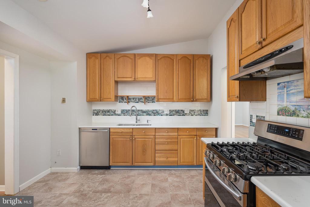 4102 ADRIENNE DRIVE