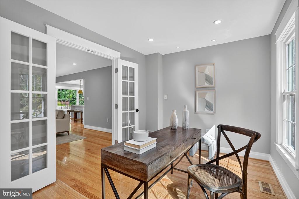 4122 FERRY LANDING ROAD