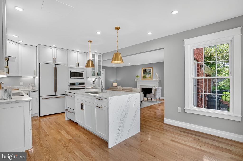 4122 FERRY LANDING ROAD