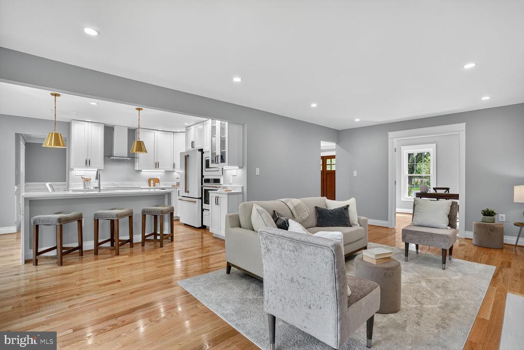 4122 FERRY LANDING ROAD