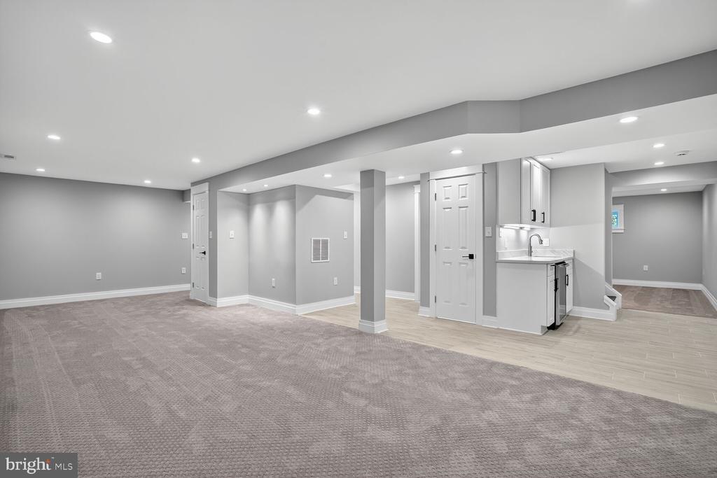 4122 FERRY LANDING ROAD