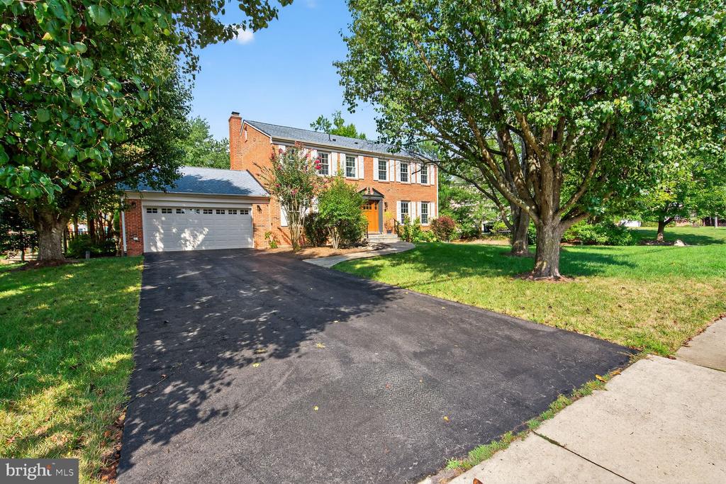 4122 FERRY LANDING ROAD