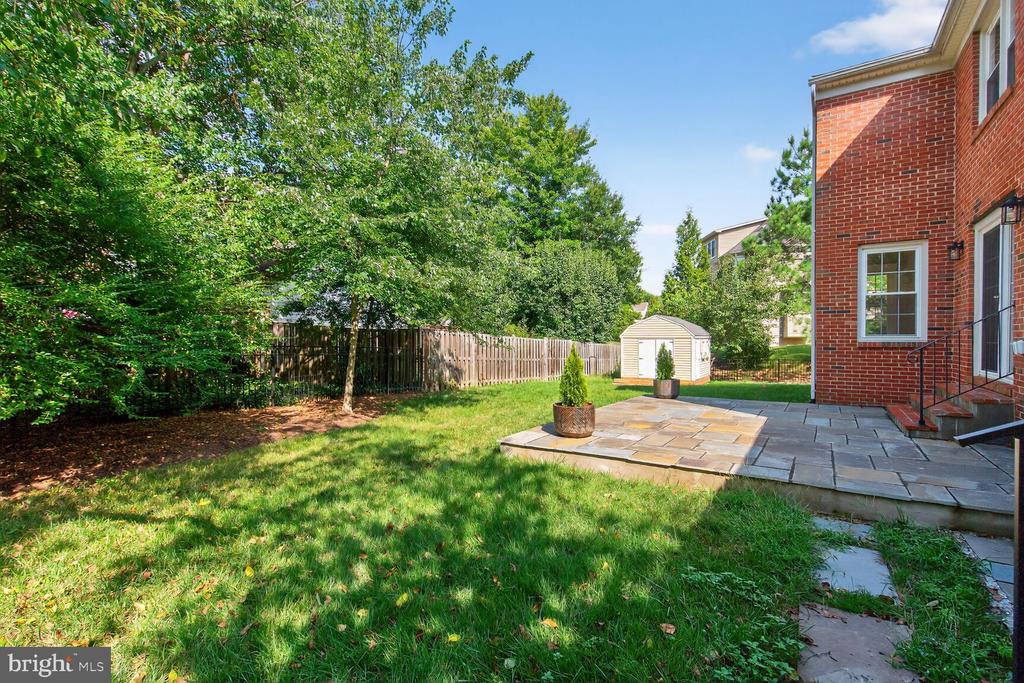 4122 FERRY LANDING ROAD