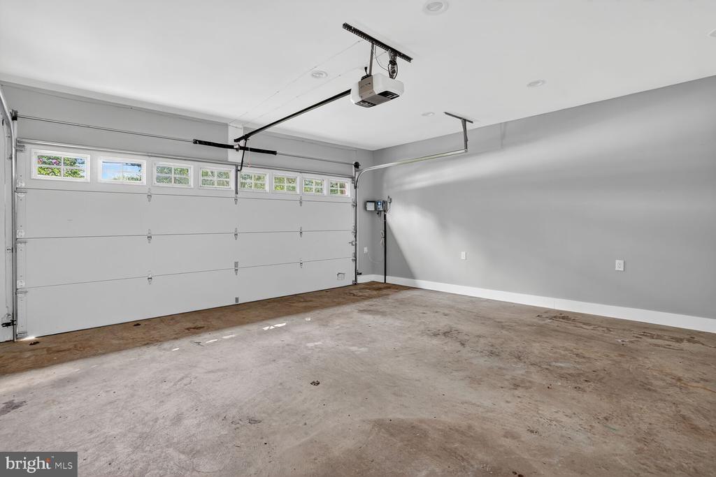 4122 FERRY LANDING ROAD
