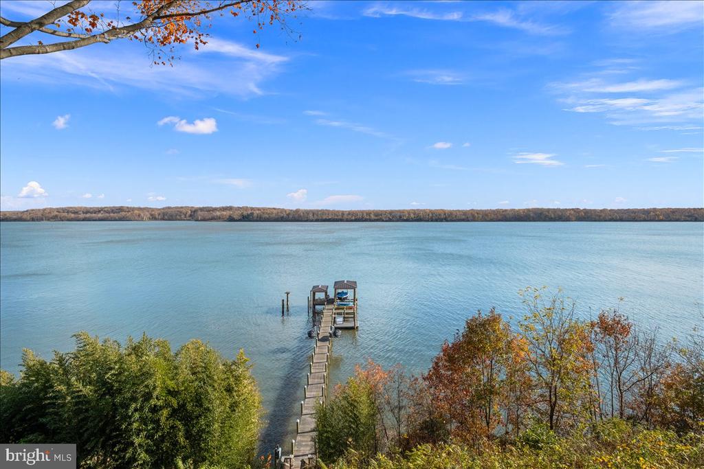 3903 BELLE RIVE TERRACE