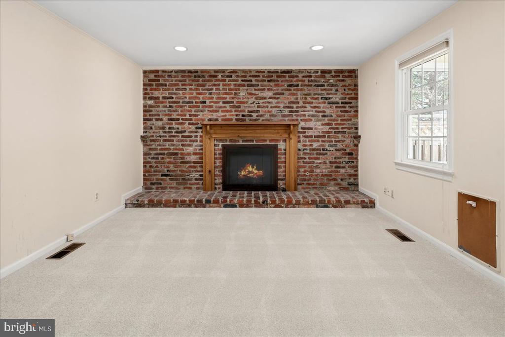 4302 ADRIENNE DRIVE