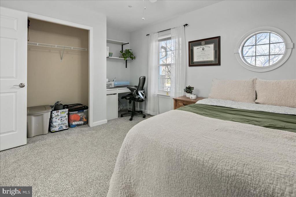 5986 KIMBERLY ANNE WAY