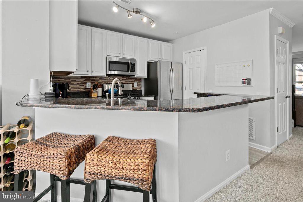 5986 KIMBERLY ANNE WAY