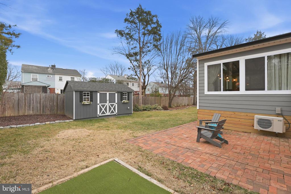 6803 DERRELL COURT