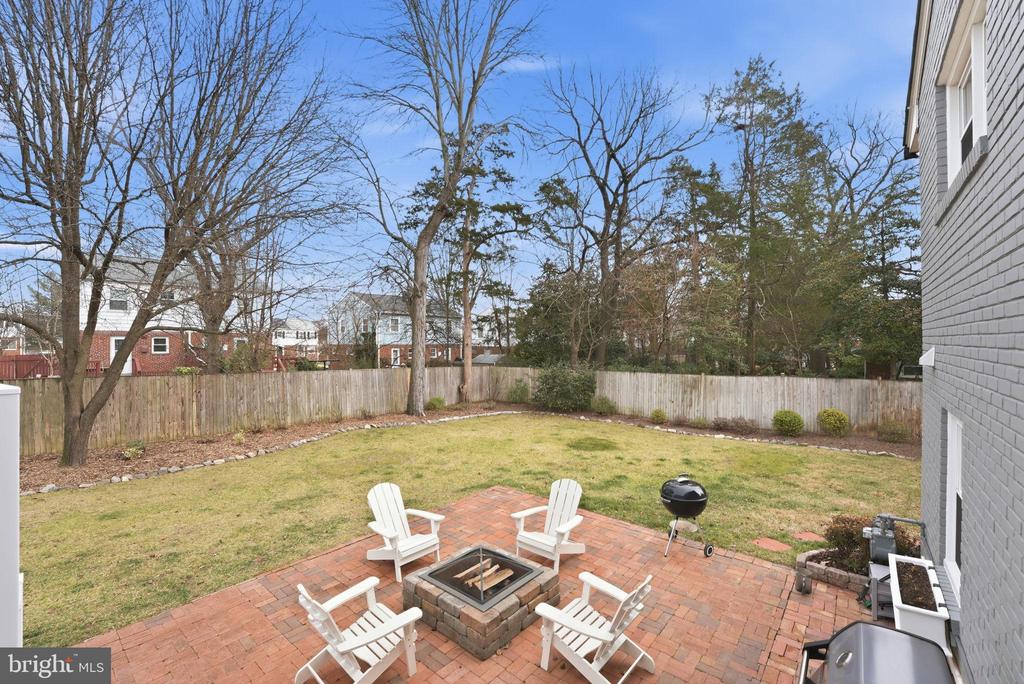 6803 DERRELL COURT