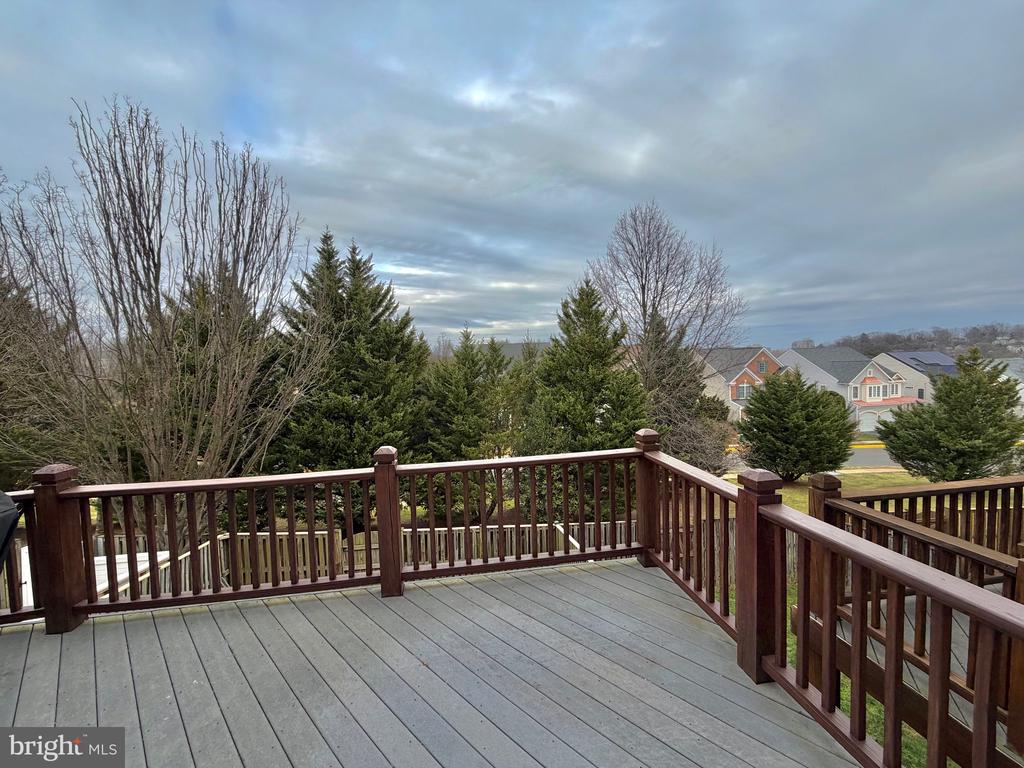 3344 WILTON CREST COURT