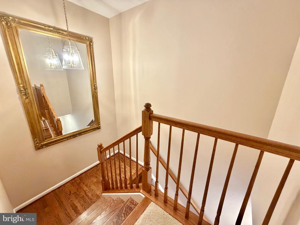 3344 WILTON CREST COURT