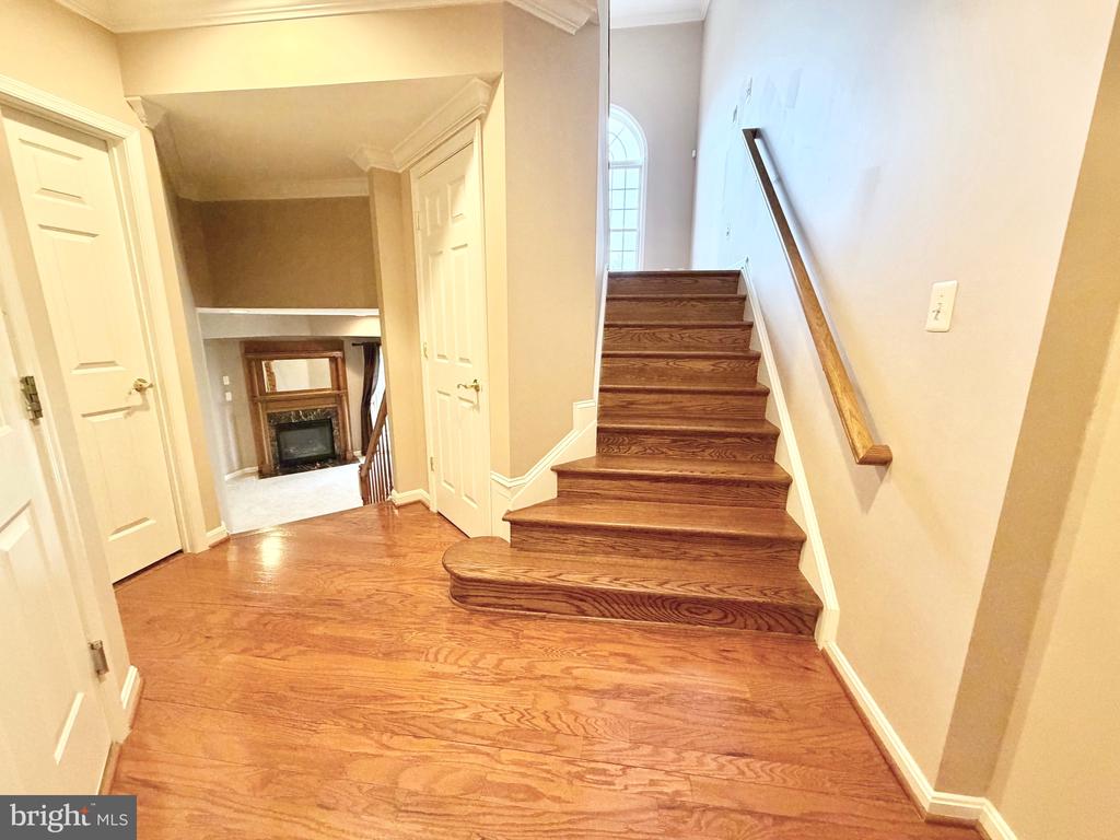 3344 WILTON CREST COURT