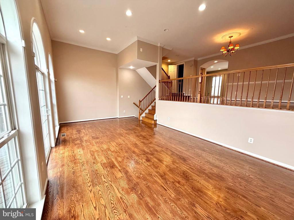 3344 WILTON CREST COURT