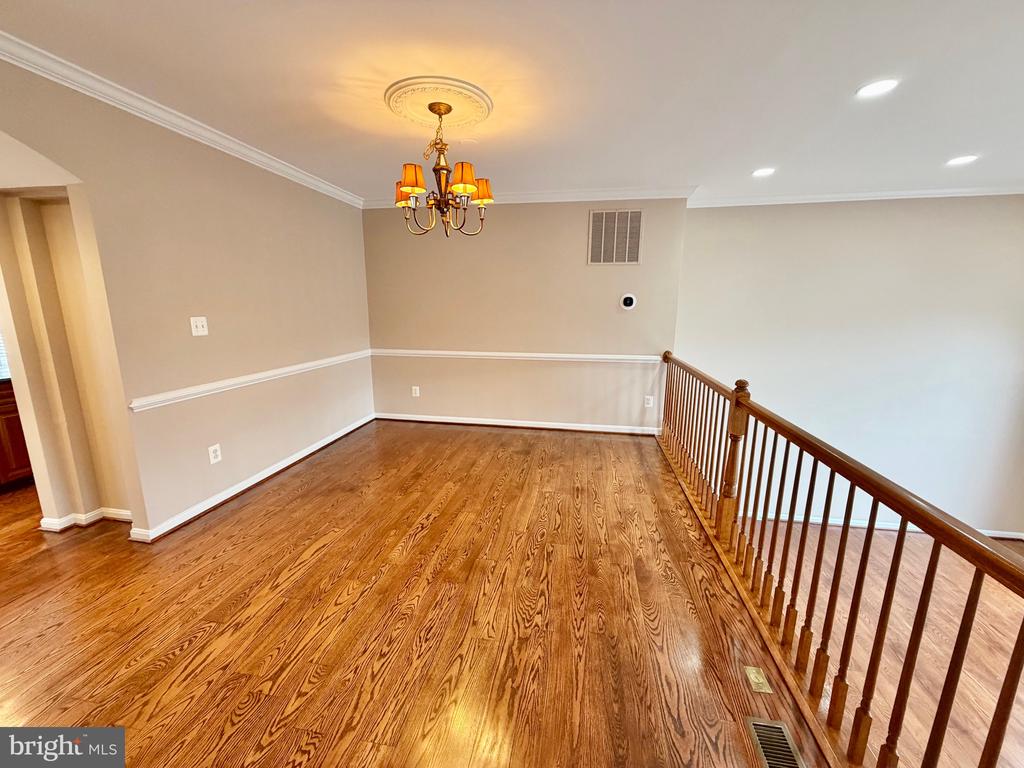 3344 WILTON CREST COURT