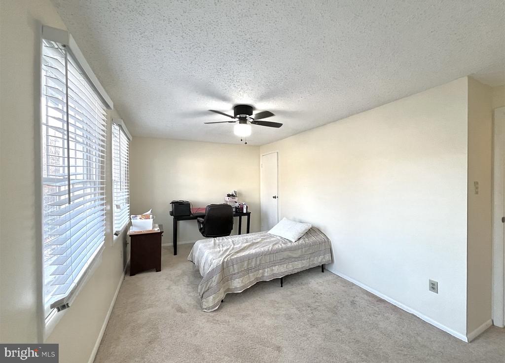 8679 HICKORY RIDGE COURT
