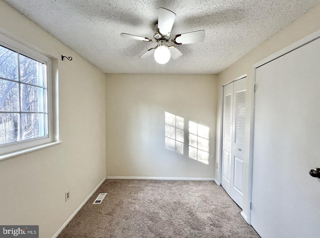 8679 HICKORY RIDGE COURT