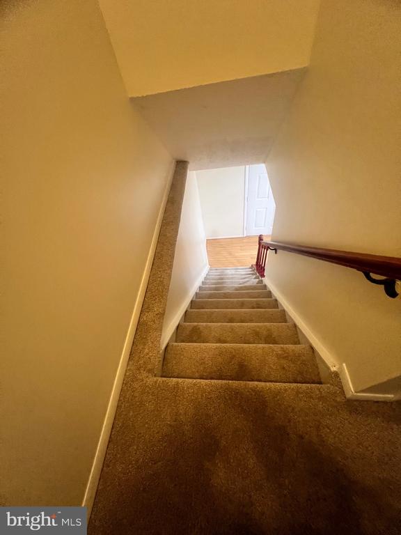 8679 HICKORY RIDGE COURT