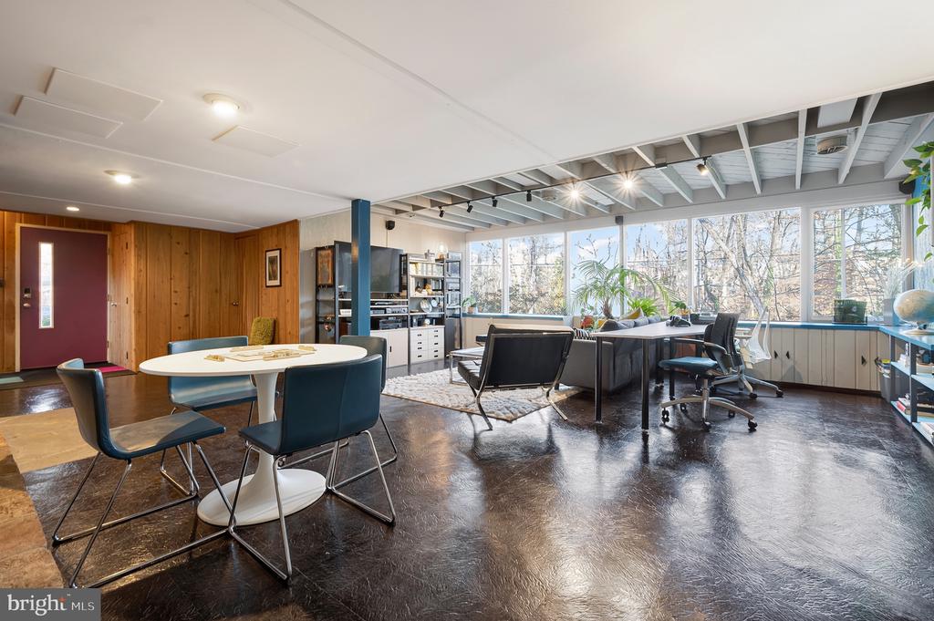 2205 PAUL SPRING ROAD