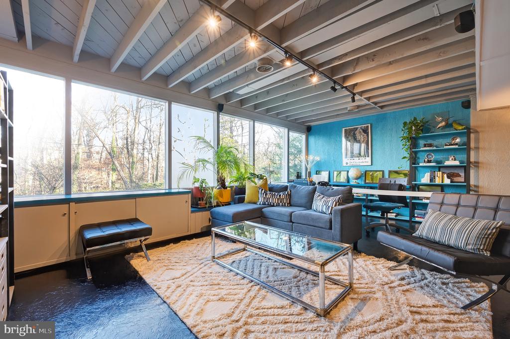 2205 PAUL SPRING ROAD