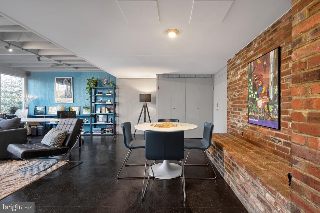 2205 PAUL SPRING ROAD