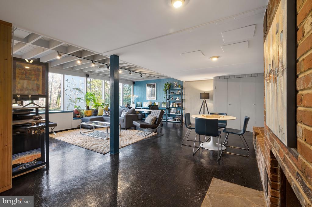 2205 PAUL SPRING ROAD