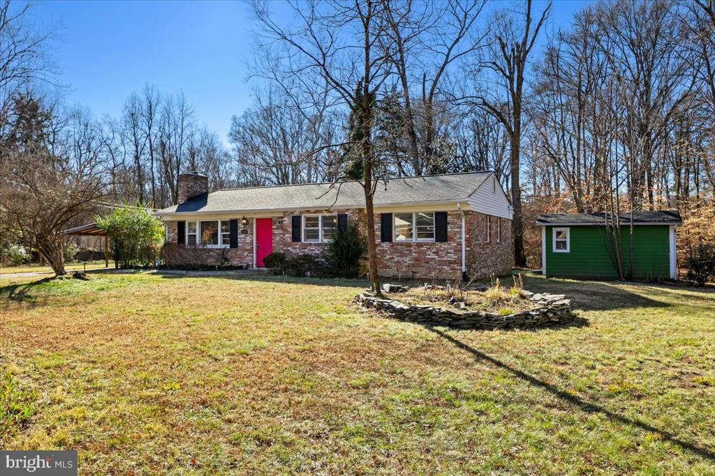 5304 CEDAR COURT