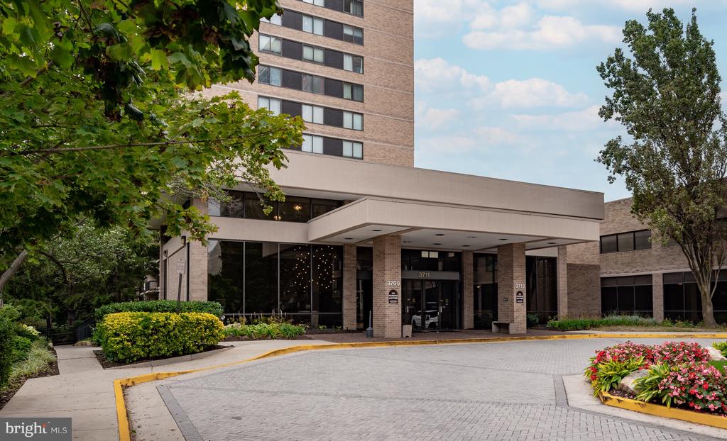 3709 S GEORGE MASON DRIVE 406-E