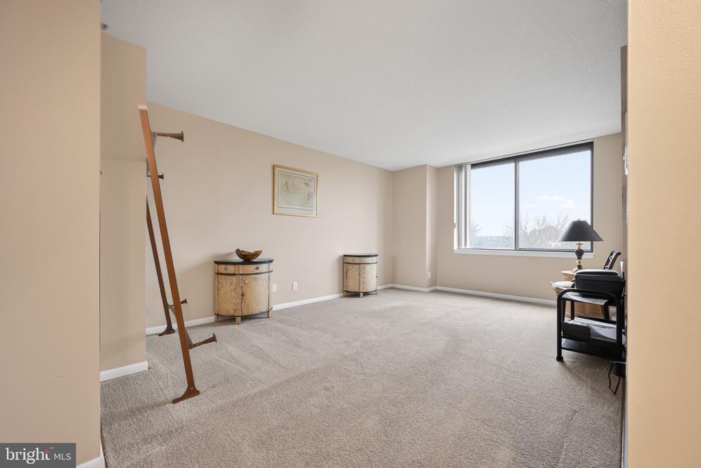 3709 S GEORGE MASON DRIVE 406-E