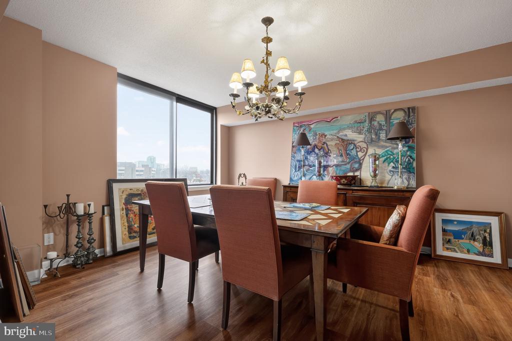 3709 S GEORGE MASON DRIVE 406-E