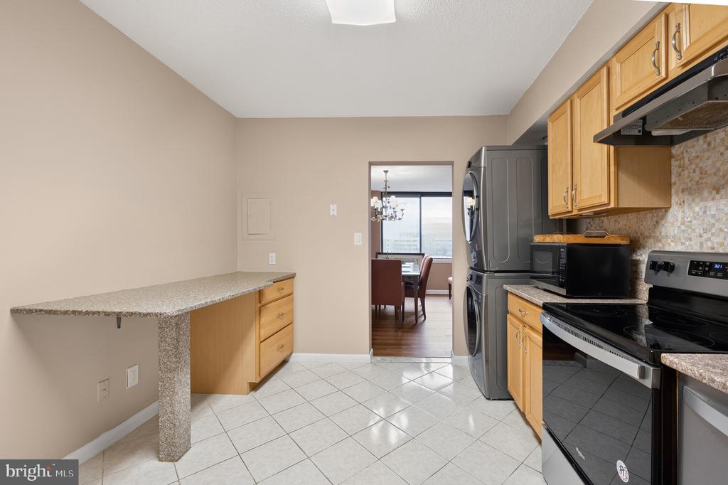 3709 S GEORGE MASON DRIVE 406-E