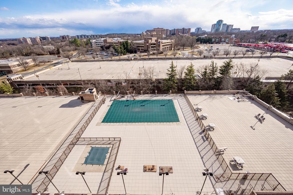 3709 S GEORGE MASON DRIVE 406-E