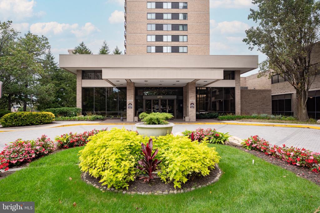 3709 S GEORGE MASON DRIVE 406-E