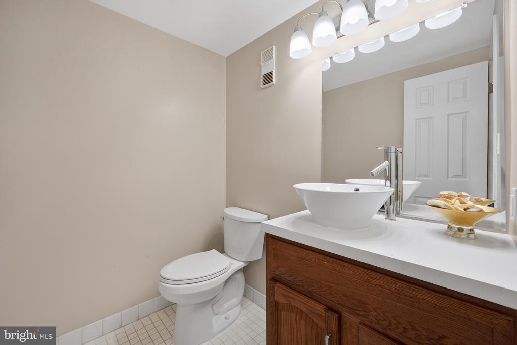 3709 S GEORGE MASON DRIVE 406-E