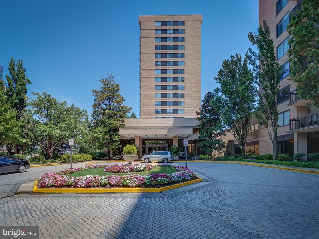 3709 S GEORGE MASON DRIVE 406-E