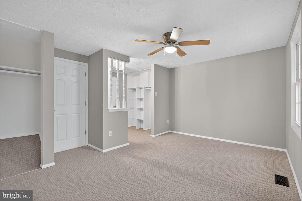 8462 LAZY CREEK COURT
