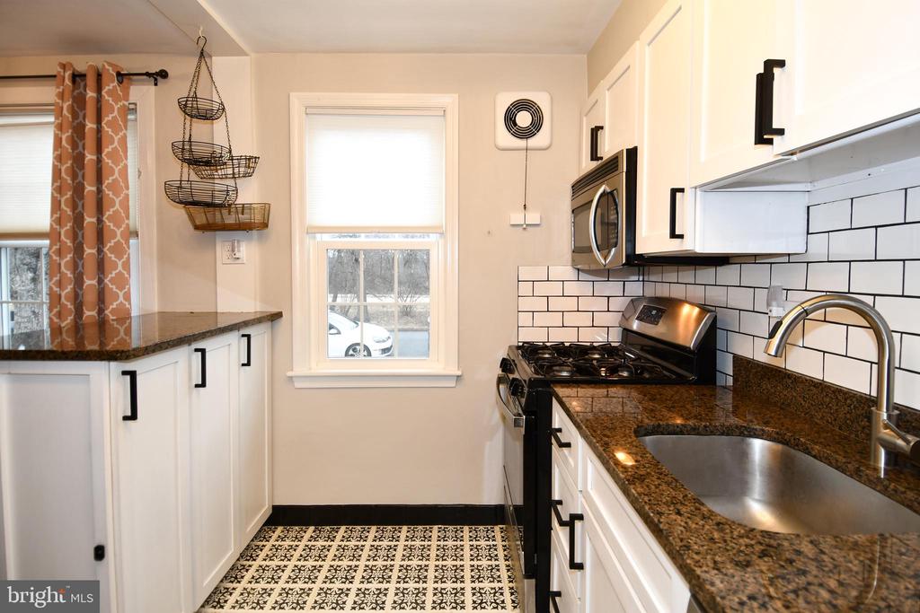 6608 BOULEVARD VIEW A2